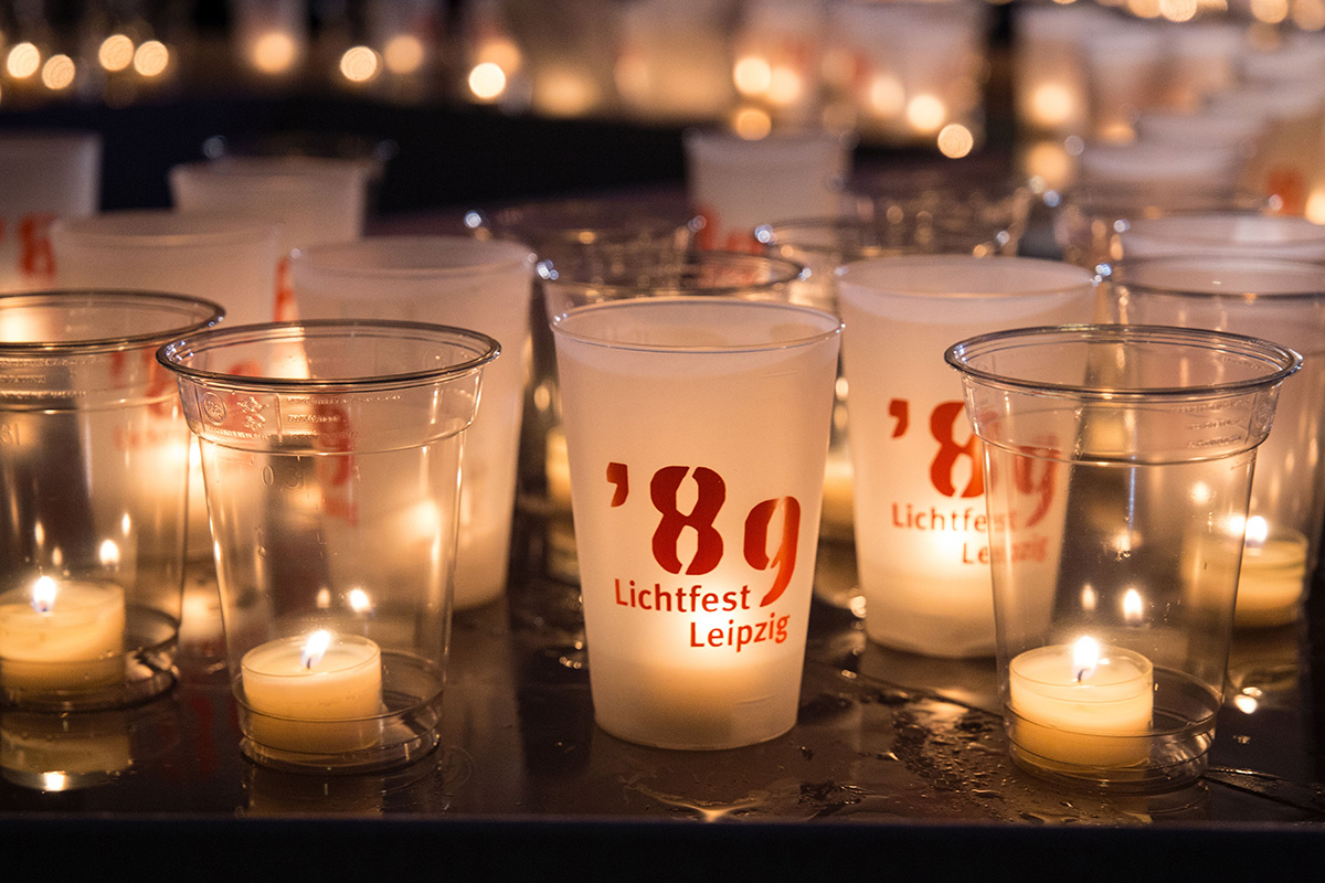 Nachhaltige Mehrwegbecher beim Lichtfest 2023